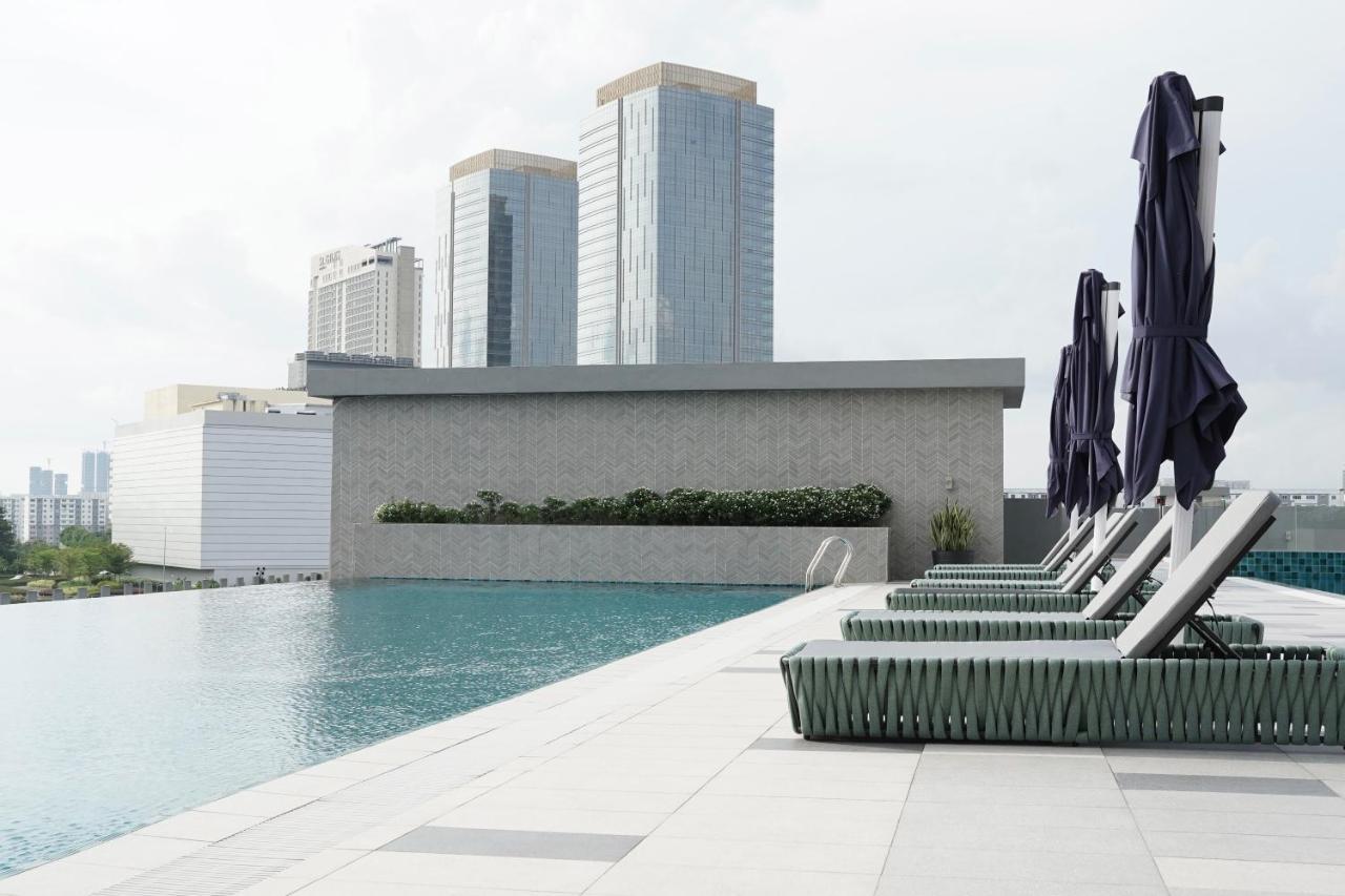 Opero Hotel Southkey Johor Bahru Exteriör bild
