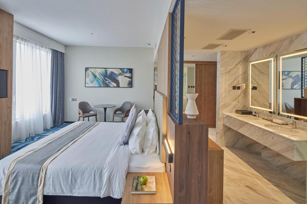Opero Hotel Southkey Johor Bahru Exteriör bild